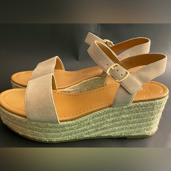 Women’s J CREW Strappy Canvas Espadrille Wedges Size 10 Beige Taupe Tan NWOT - Picture 4 of 8